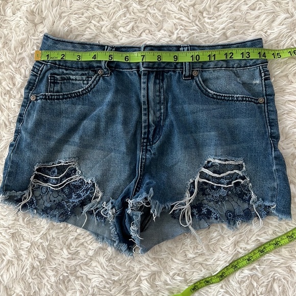 REWASH Distressed Denim Shorts - Picture 10 of 12